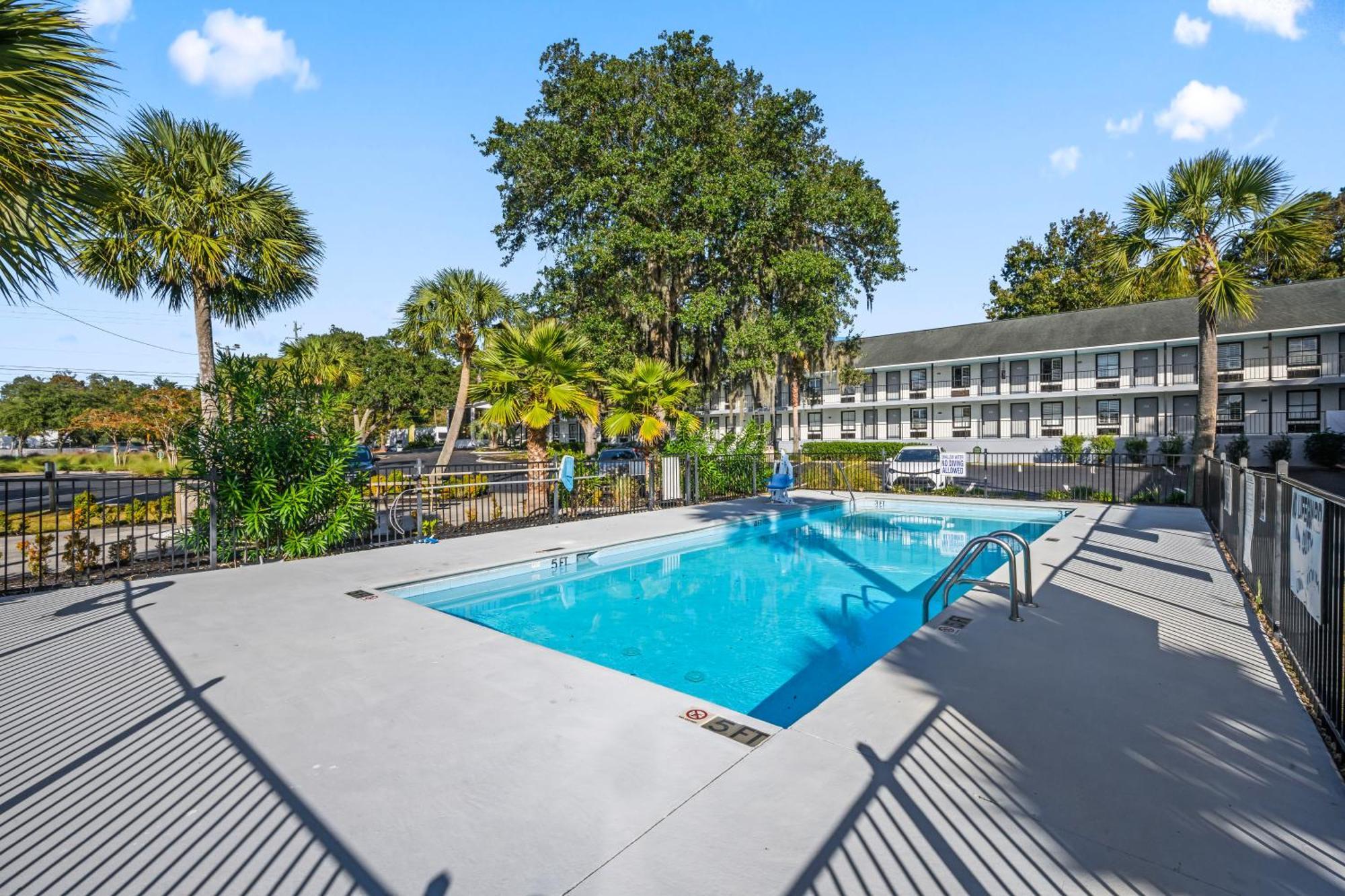 Charleston Creekside Inn Bagian luar foto