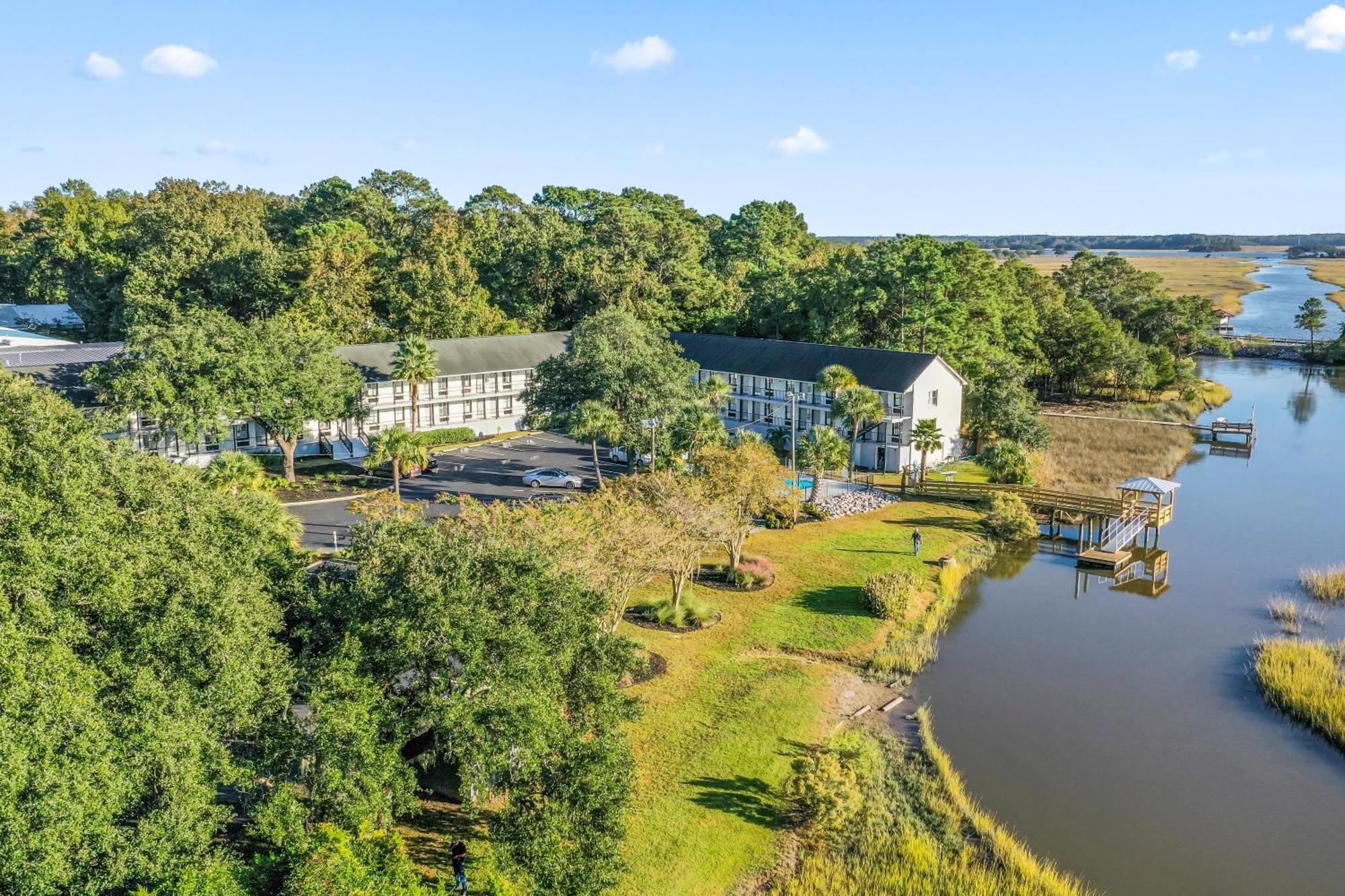 Charleston Creekside Inn Bagian luar foto